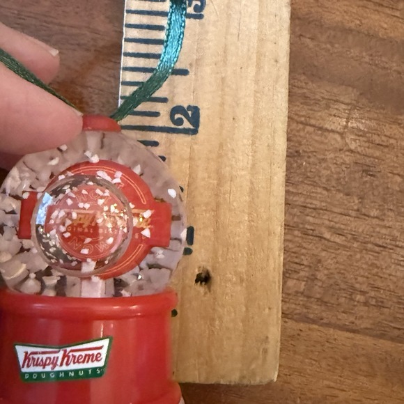 Krispy Kreme Snow Globe Ornament Red "Hot Now" 2" Mini Christmas EUC Doughnuts - Picture 7 of 7